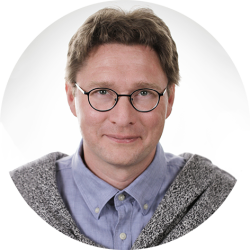 Portraitfoto von Professor Frank Ückert